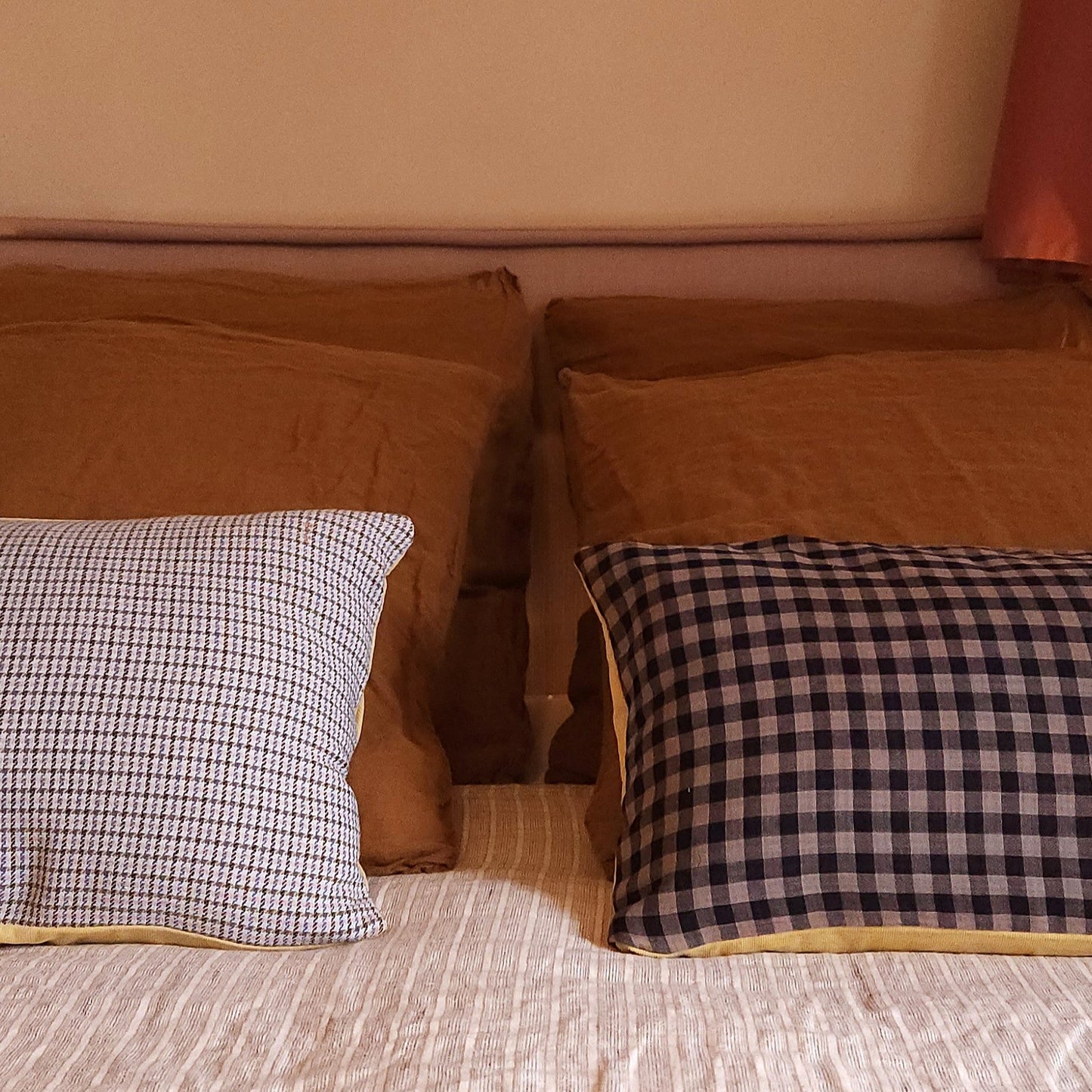 Coussin décoratif rectangle Paris Medium-2 Chez Marlène