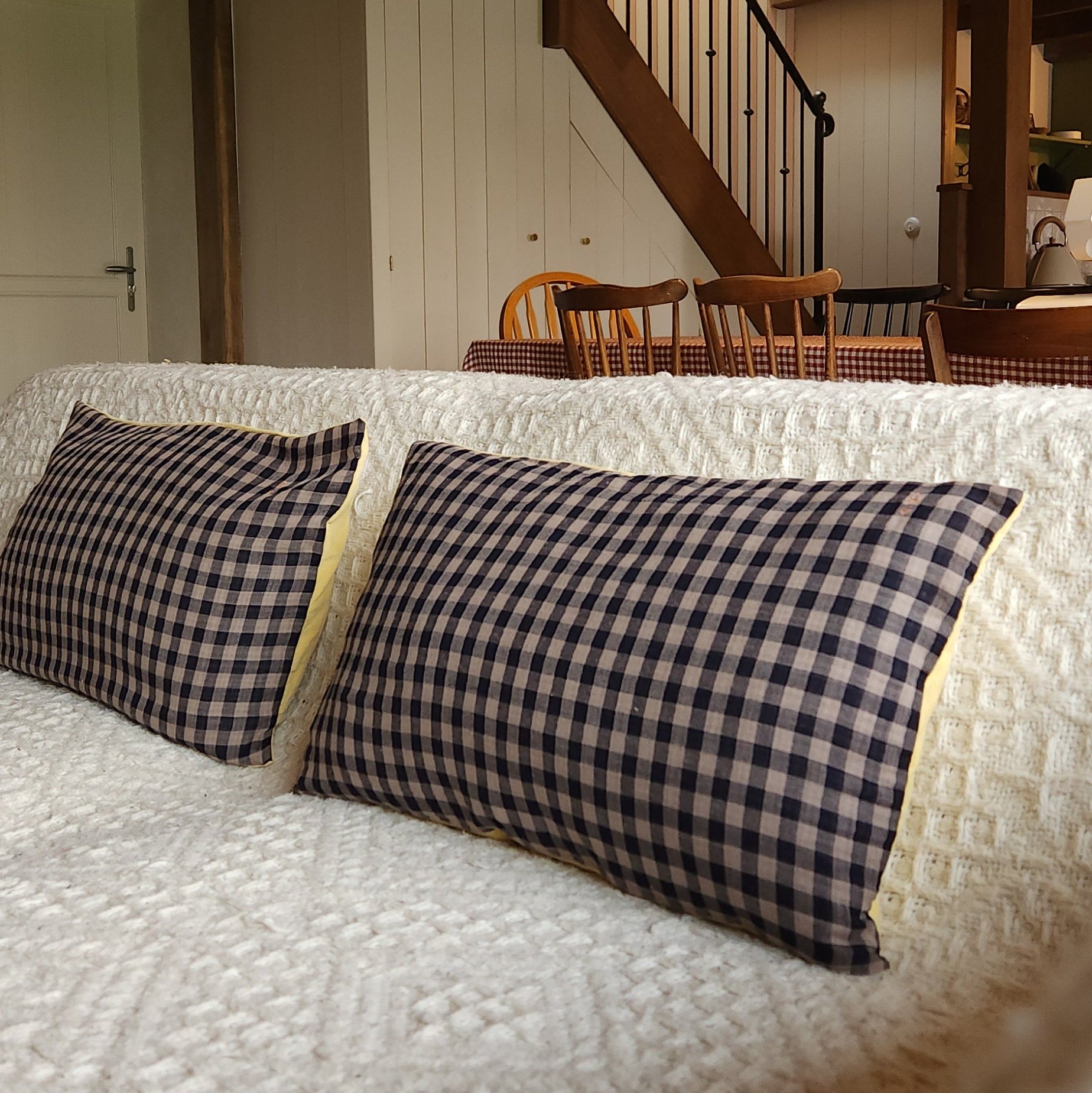 Coussin décoratif rectangle Paris Medium-1 Chez Marlène