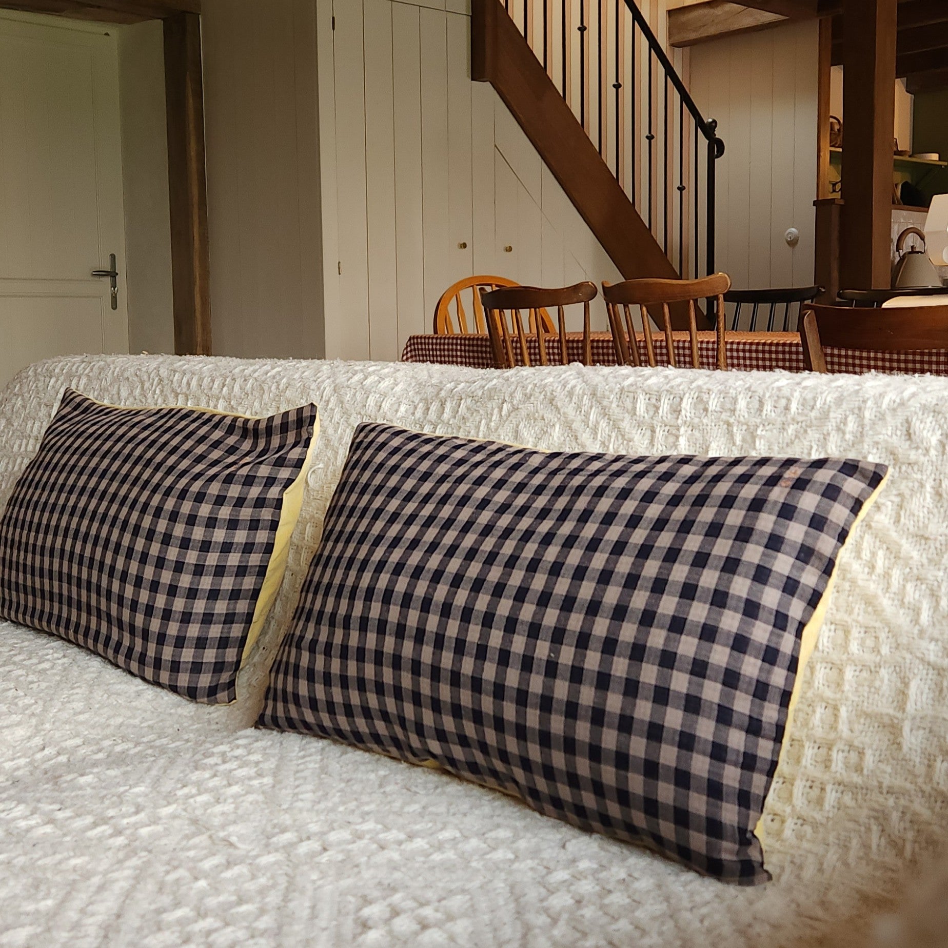 Coussin décoratif rectangle Paris Medium-1 Chez Marlène